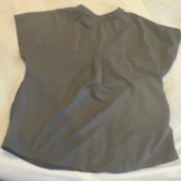 ClimateRight Cuddl Duds Heather Gray Scrubs Top Sz. L - Picture 3 of 6
